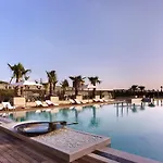 מלון Hyatt Regency Atakoy 5*