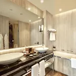 Hyatt Regency Atakoy מלון 5*