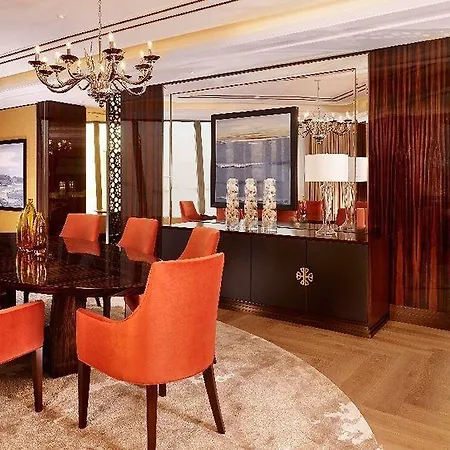 حياة ريجنسي إسطنبول أتاكوي 5*