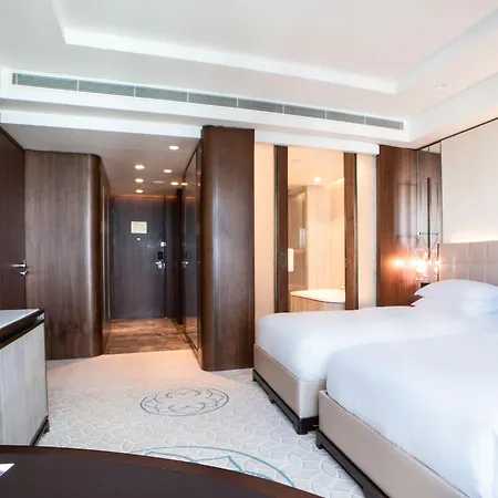 Hyatt Regency Atakoy מלון