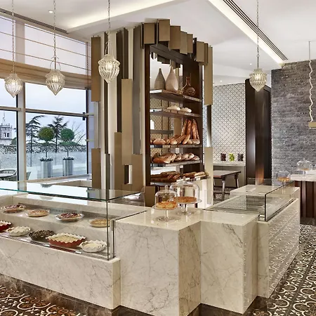 Hyatt Regency Atakoy 5*