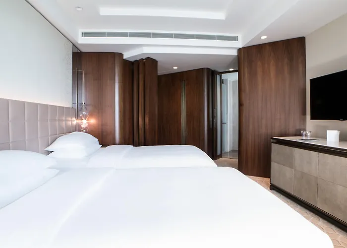 حياة ريجنسي إسطنبول أتاكوي فندق 5*