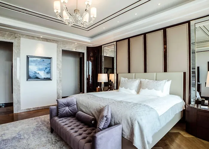 حياة ريجنسي إسطنبول أتاكوي فندق 5*