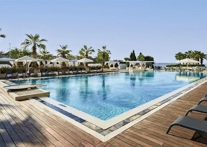 حياة ريجنسي إسطنبول أتاكوي 5* اسطنبول